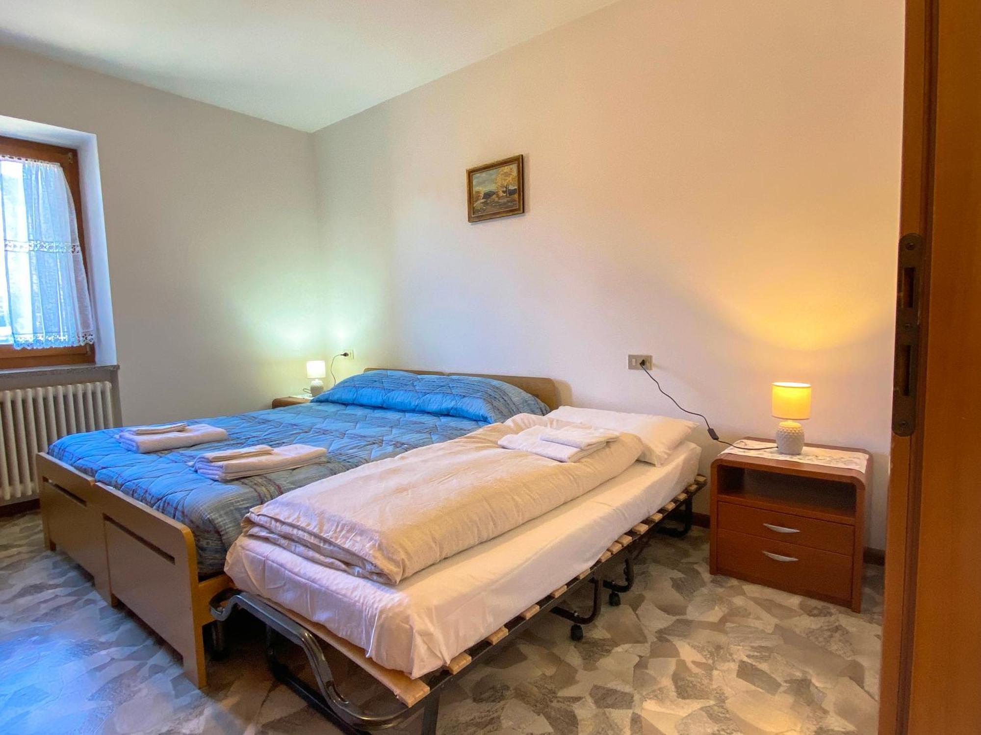 Appartamento l'edera Cavedago Camera foto