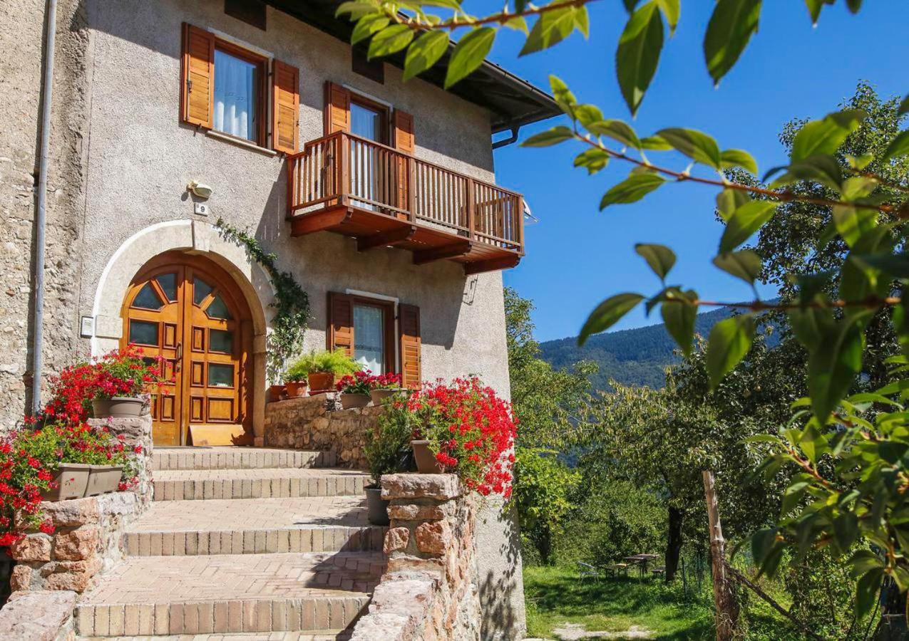 Appartamento l'edera Cavedago Esterno foto